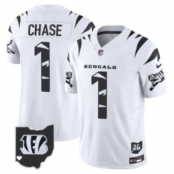 Men Cincinnati Bengals 1 Ja Marr Chase White F U S E  Special Vapor Untouchable Limited Stitched Football Jersey