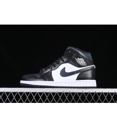 AIR JORDAN 1 MID DQ8426 010 AIR JORDAN 1 MID DQ8426 010