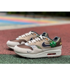 Division St x Nike Air Max 1 University of Oregon HQ2640 200 Division St x Nike Air Max 1 University of Oregon HQ2640 200